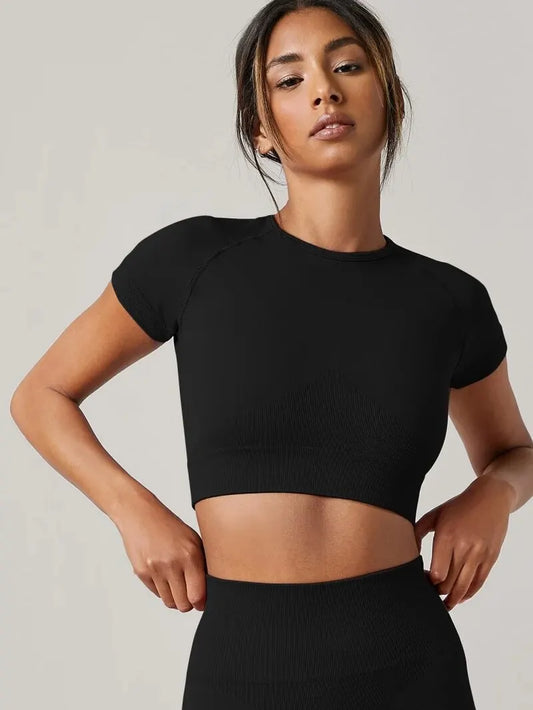Women’s Seamless Yoga Top – Short Sleeve, Quick-Dry Activewear